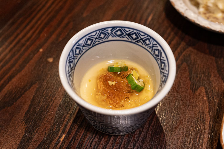 「モツキチスタンド」のお通し 柚子あん茶碗蒸し